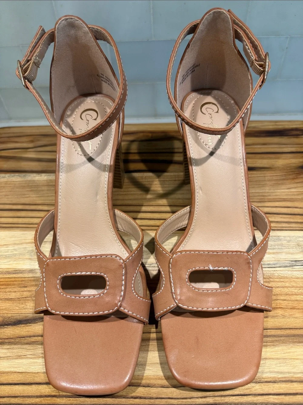 Women's Strappy Block Heel Sandals in Tan